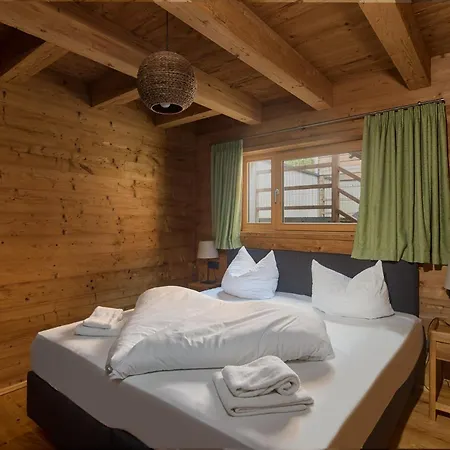 Design-chalets By Pferd Auf Wolke Neu *
