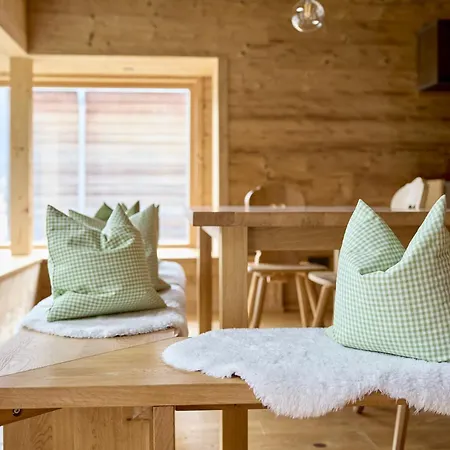 Design-chalets By Pferd Auf Wolke Neu *