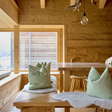 Design-chalets By Pferd Auf Wolke Neu Gaschurn